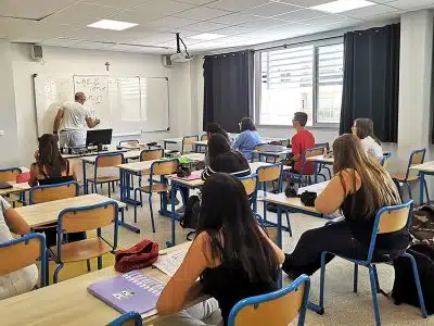 Zoom sur l'école Saint Barthélemy à Nice excellence et innovation au coeur de l'éducation